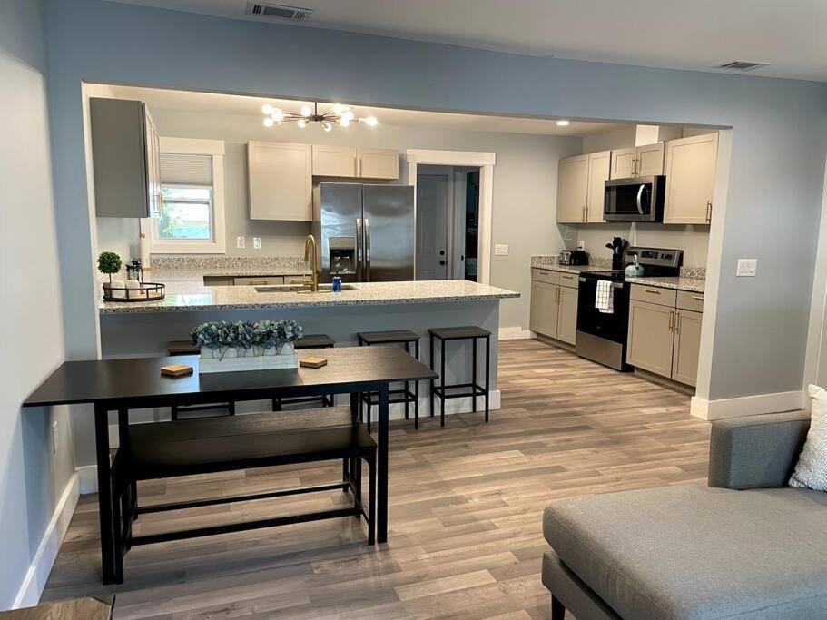 Photo of Others in Midtown