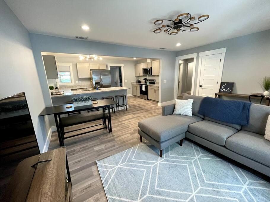 Photo of Others in Midtown