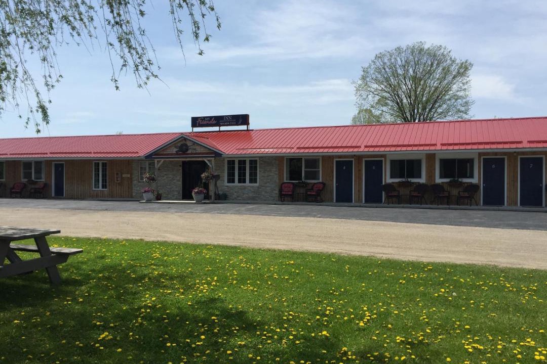 Photo of Others in Manitowaning