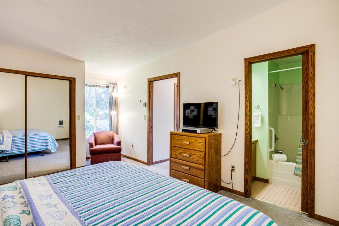 Photo of Others in Historic Bayfront