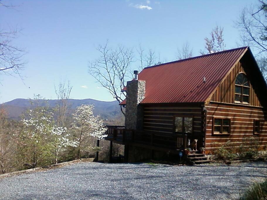 Photo of Others in Foxfire Estates