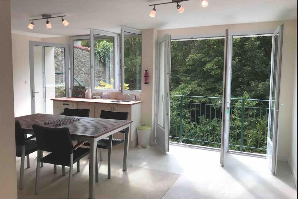 Photo of Others in Huelgoat