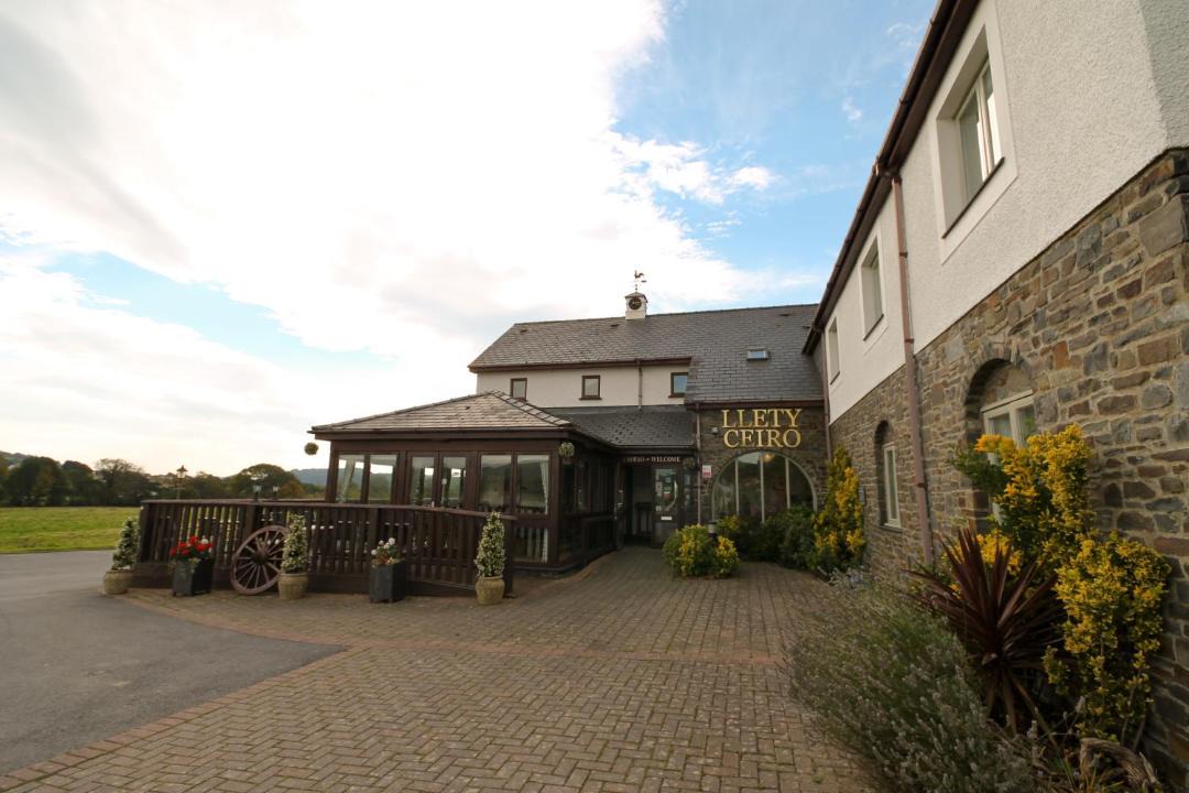 Photo of Others in Bow Street