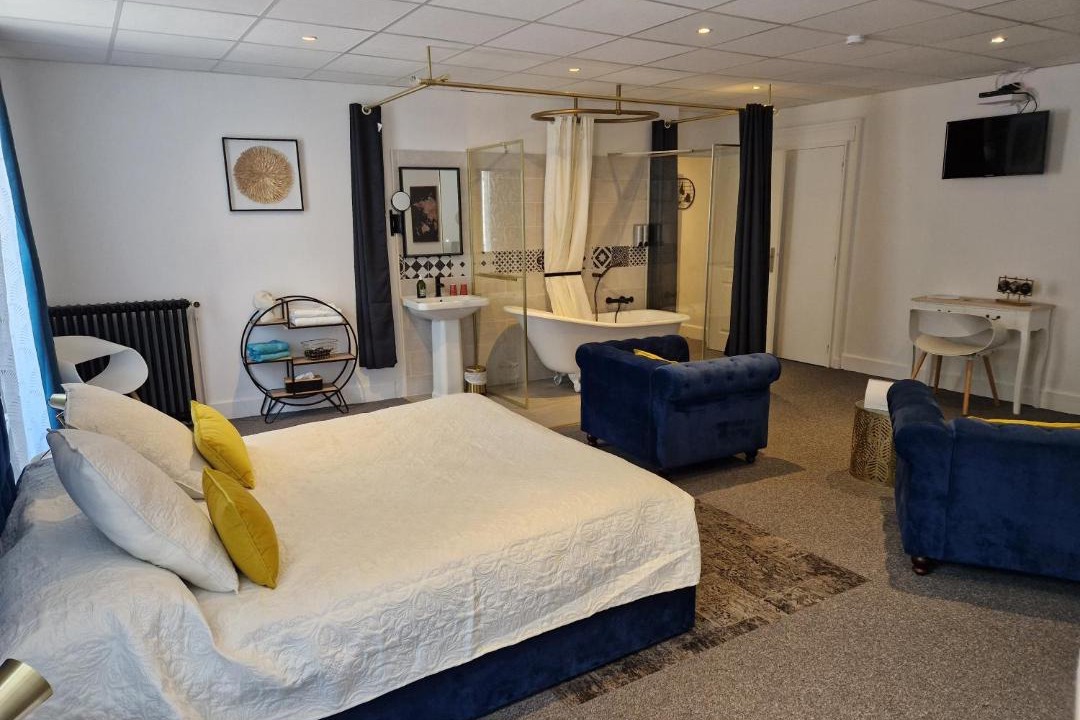 Photo of Others in Cluny