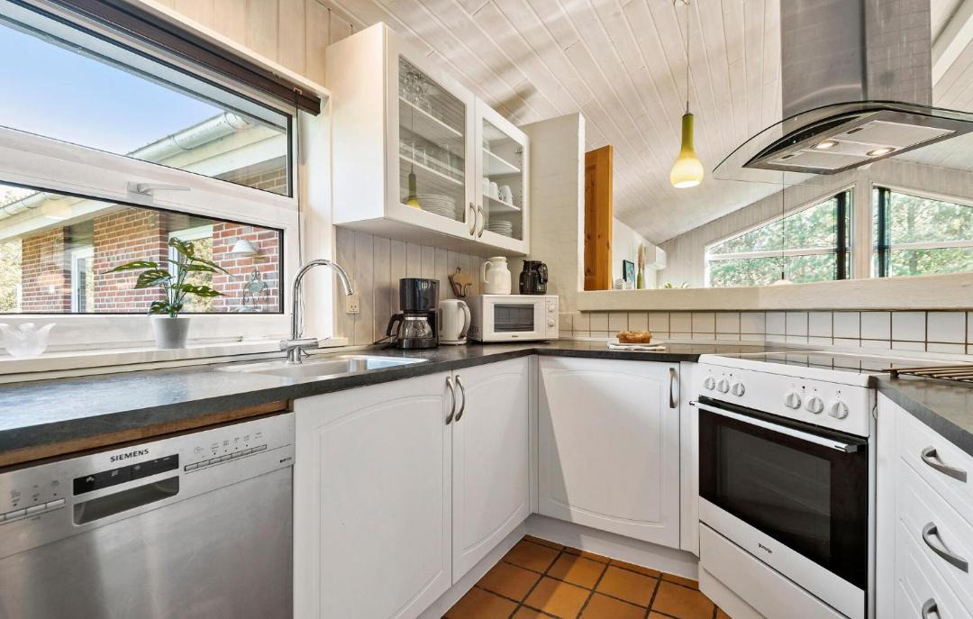 Photo of Others in Ho