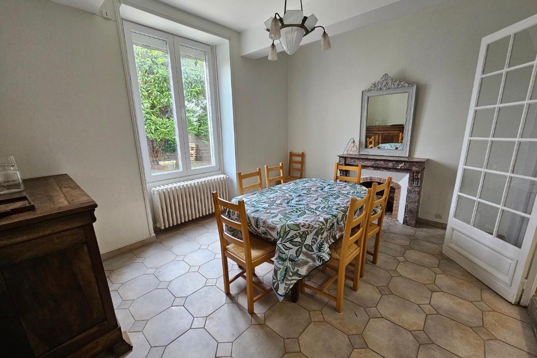 Photo of Others in Bourgueil