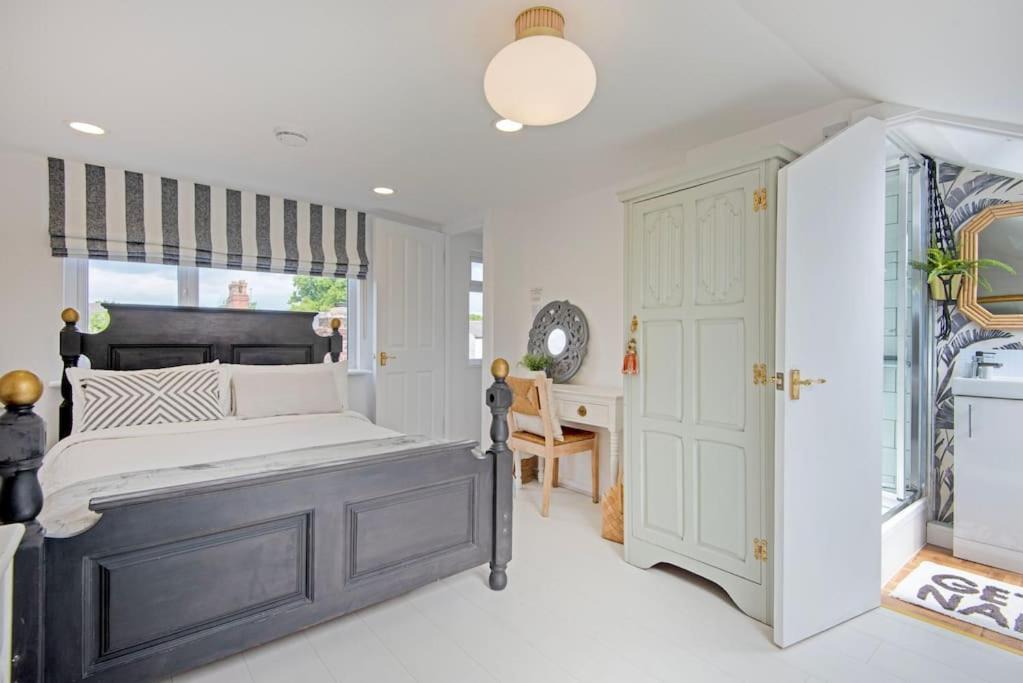 Photo of Others in Trafford