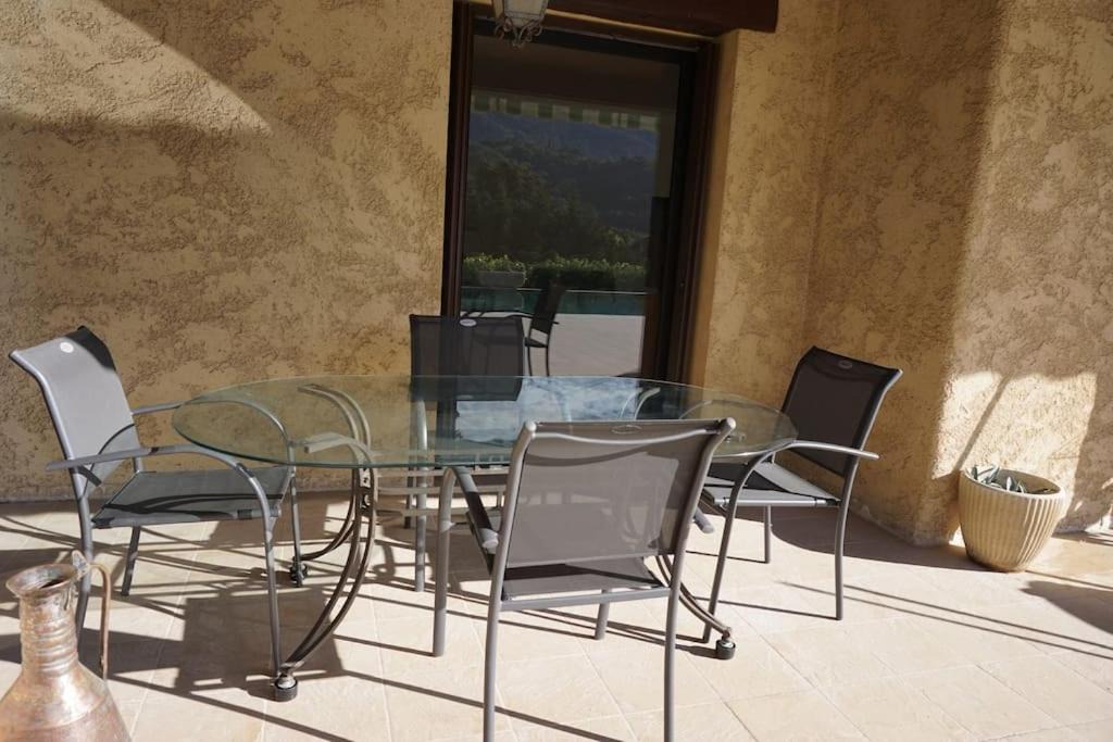 Photo of Others in Nyons