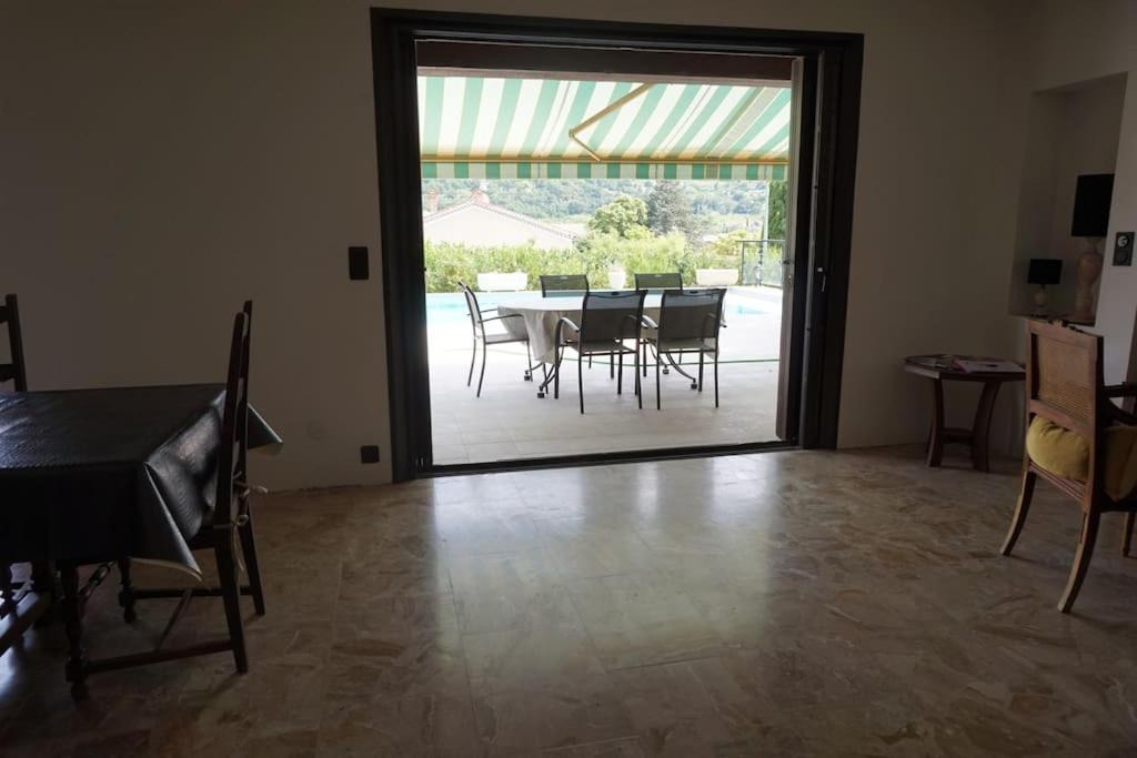 Photo of Others in Nyons