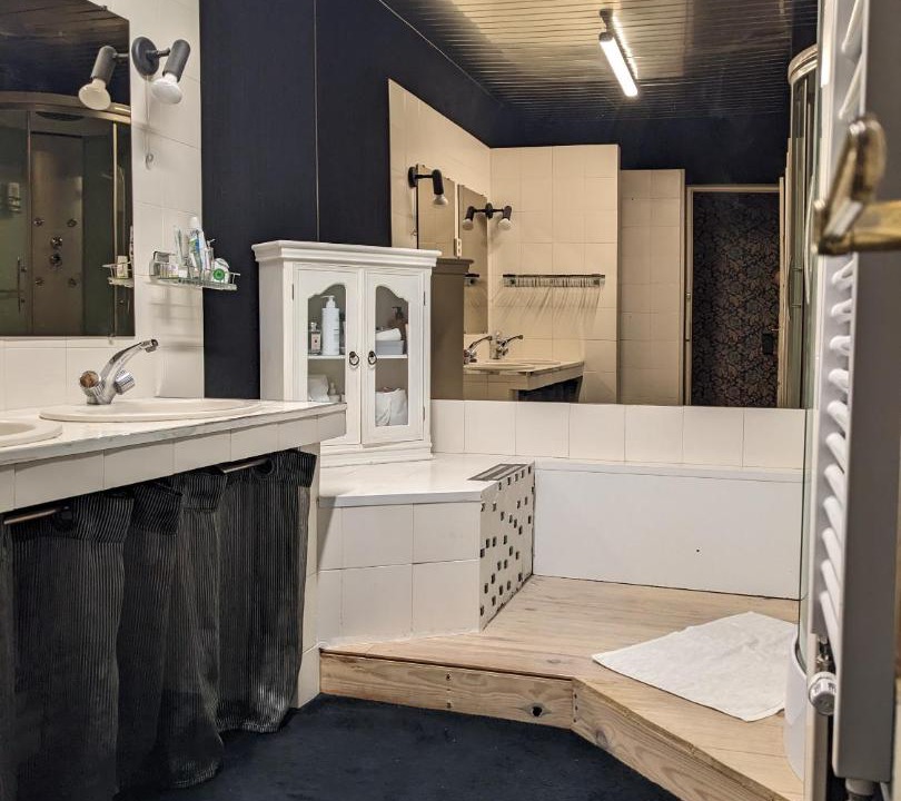 Photo of Bathroom in Vic-Fezensac