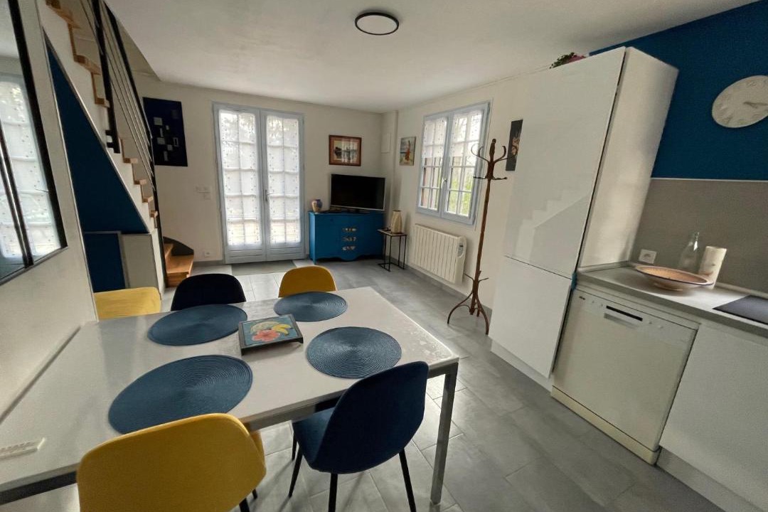 Photo of Others in Briantes