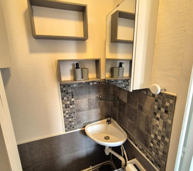 Photo of Others in Avion