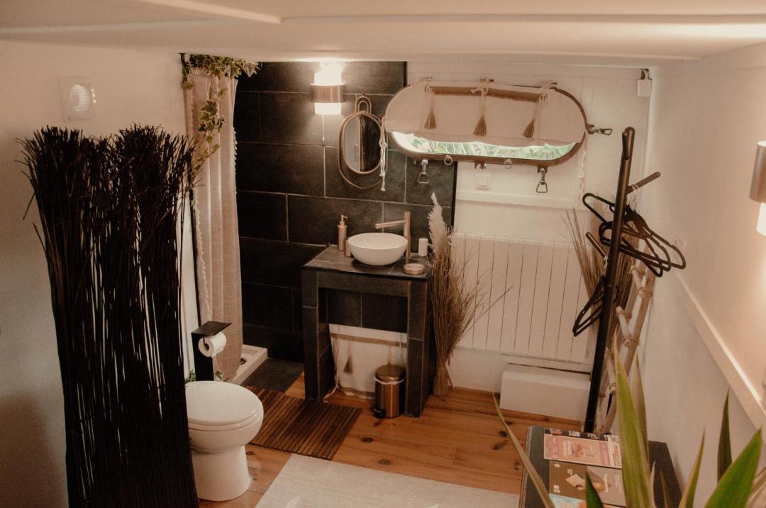 Photo of Bathroom in Villeneuve-les-Beziers