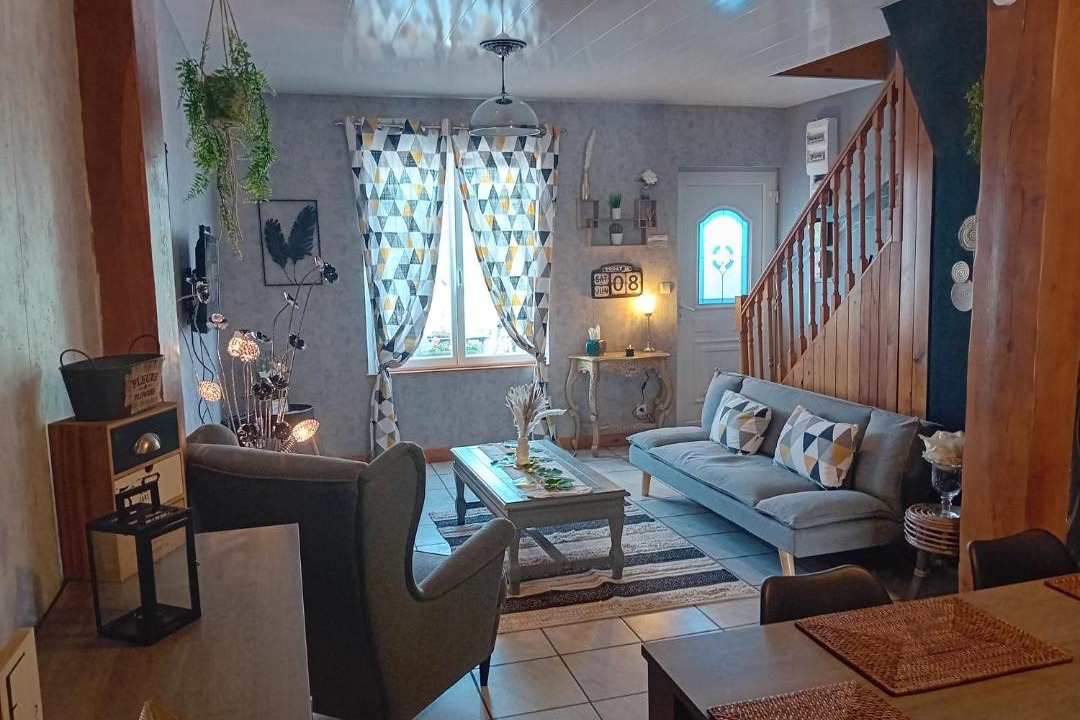 Photo of Others in Effry