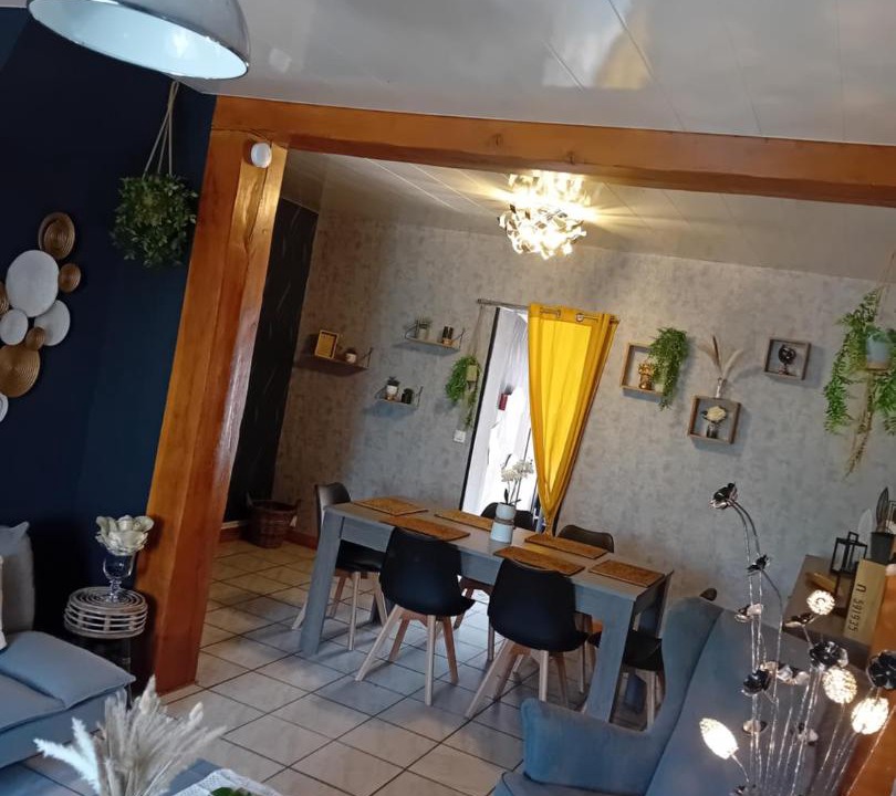 Photo of Others in Effry