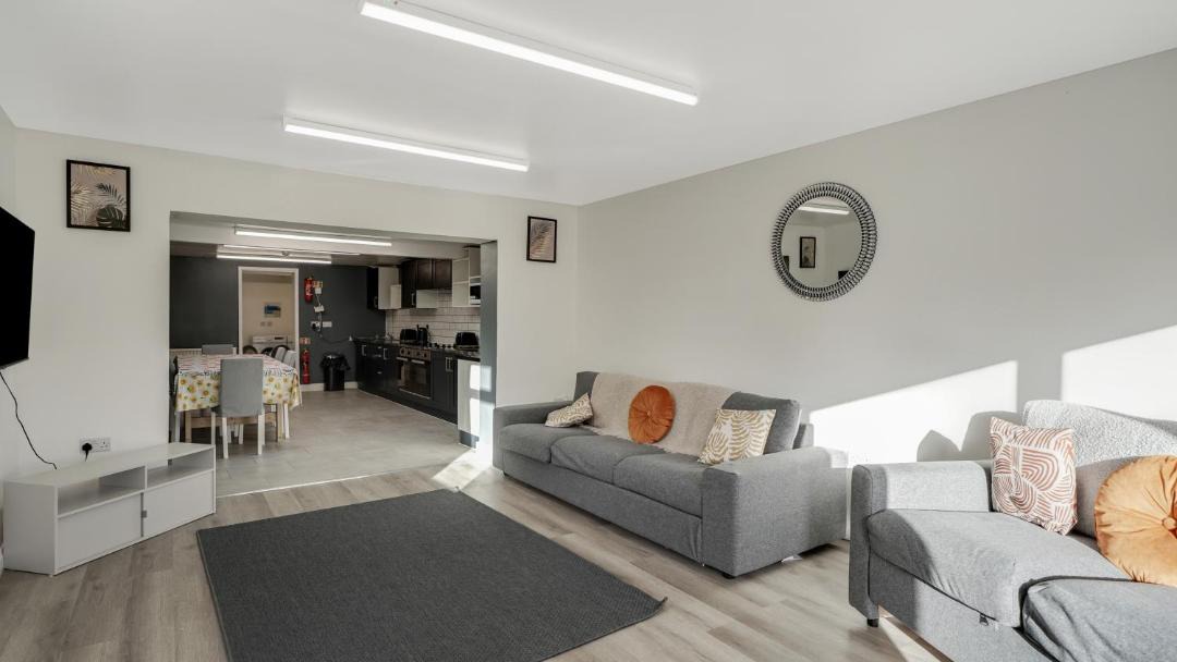 Photo of Others in Barking