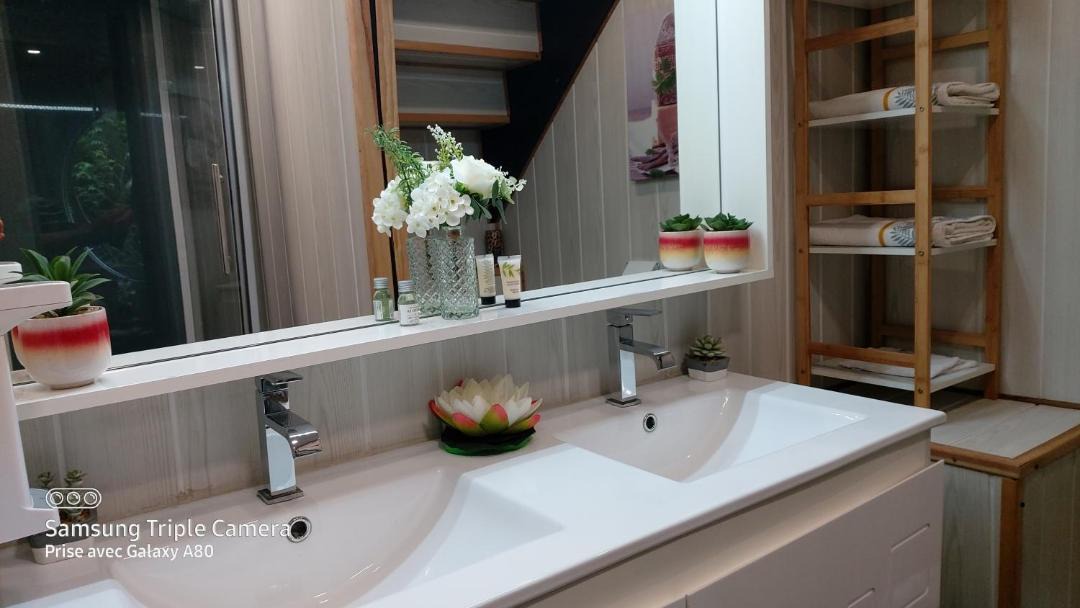 Photo of Bathroom in Cambrai