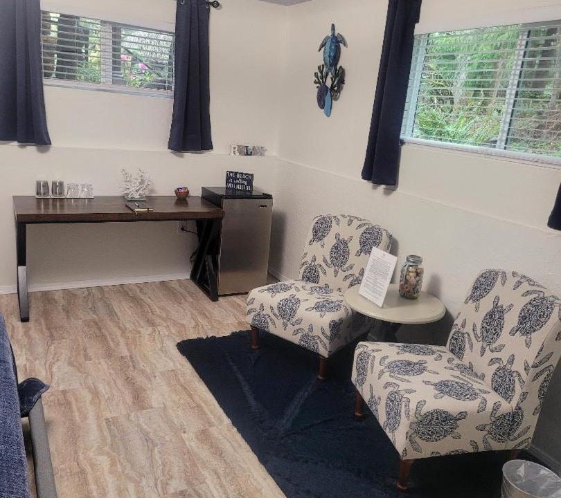 Photo of Others in Forks