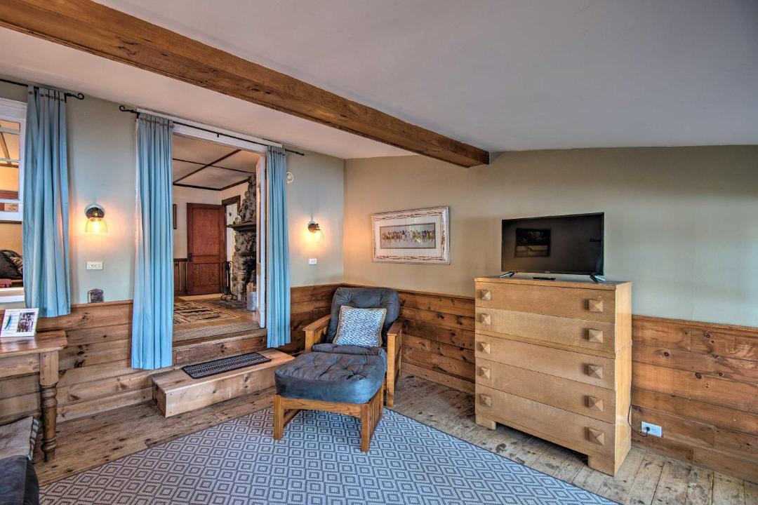 Photo of Others in East Wakefield