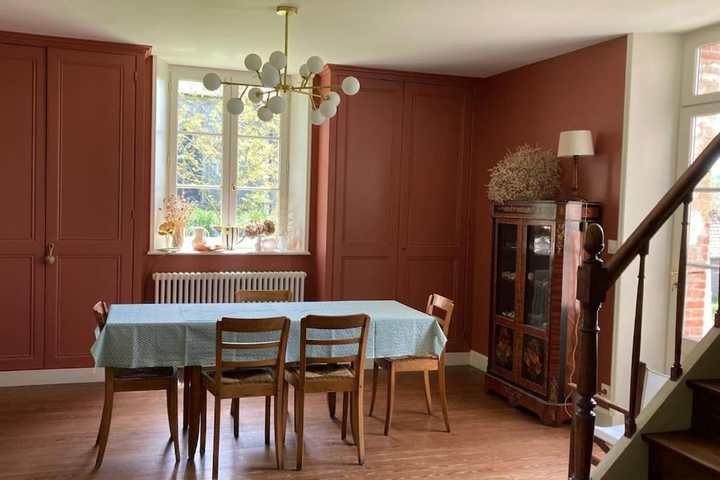 Photo of Others in Longueil