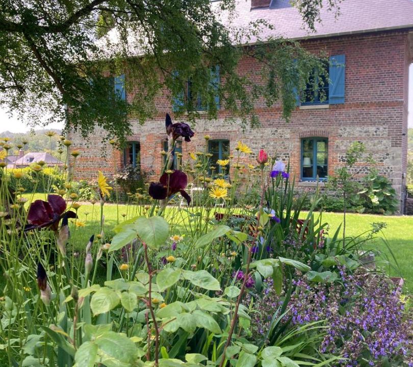 Photo of Others in Longueil