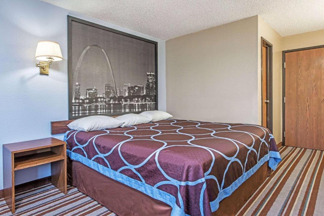 Photo of Others in Sullivan