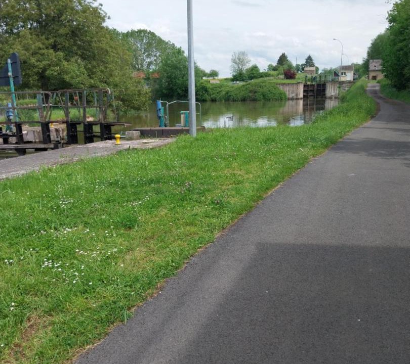 Photo of Others in Le Chesne