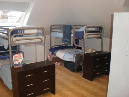 Photo of Others in Brondesbury Park