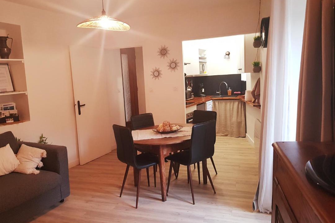 Photo of Others in Barnave