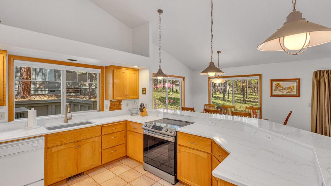 Photo of Kitchen in Overlook Park