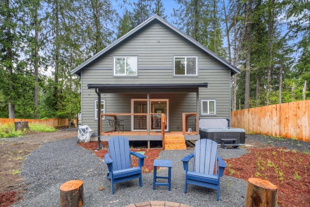 Photo of Others in Paradise Estates