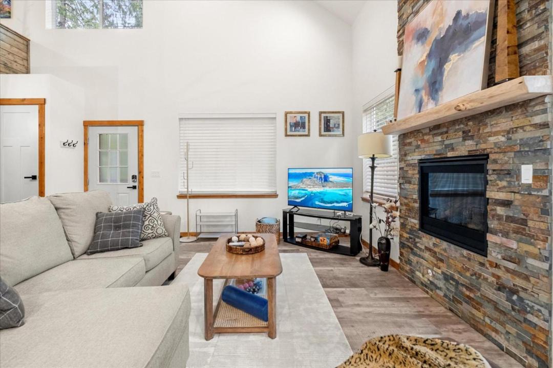 Photo of Others in Paradise Estates