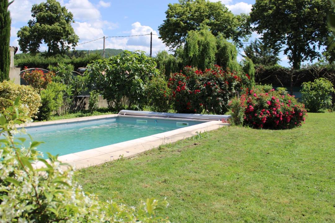 Photo of Others in Crest