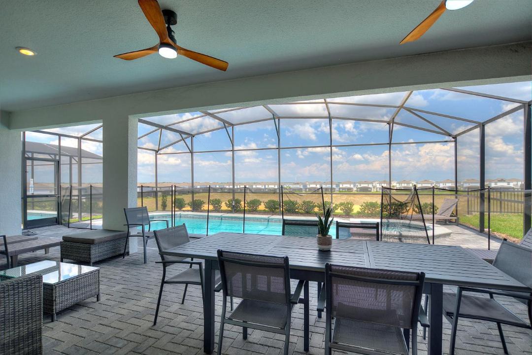 Photo of Patio Balcony in Davenport