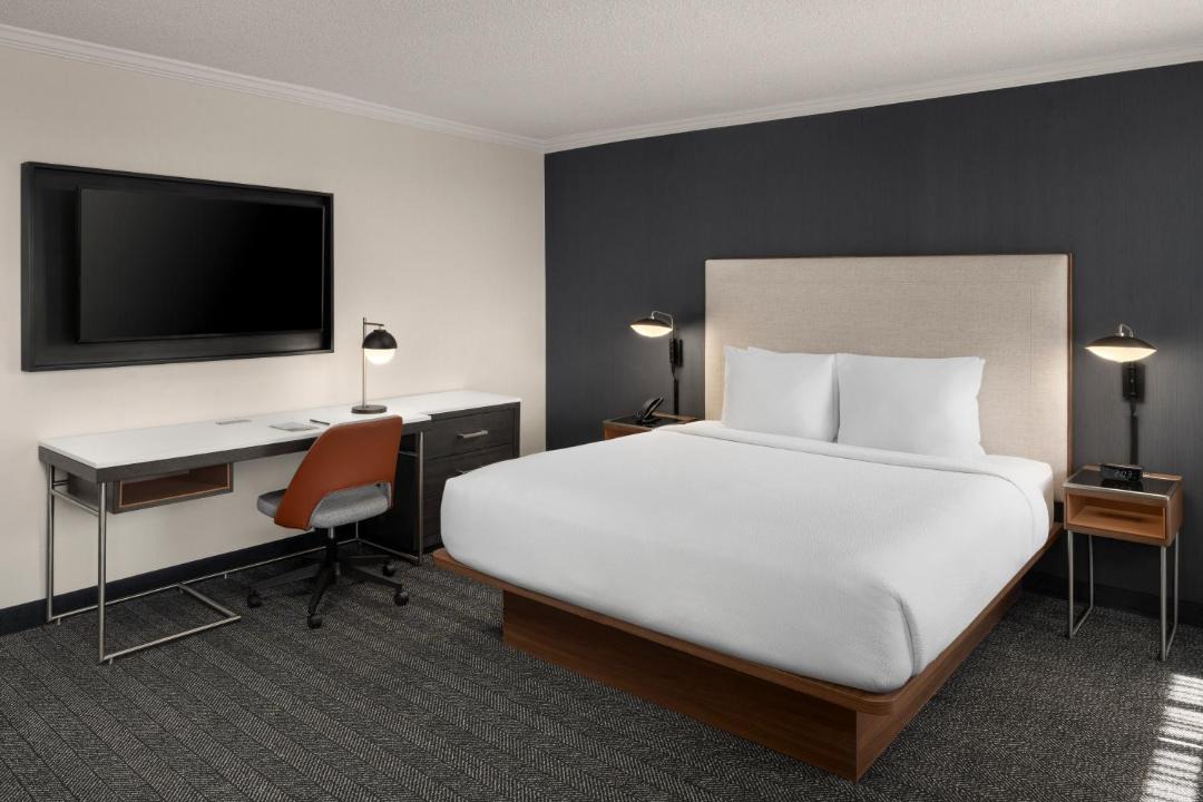 Photo of Others in Dwight