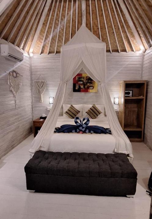 Photo of Others in Mushroom Bay