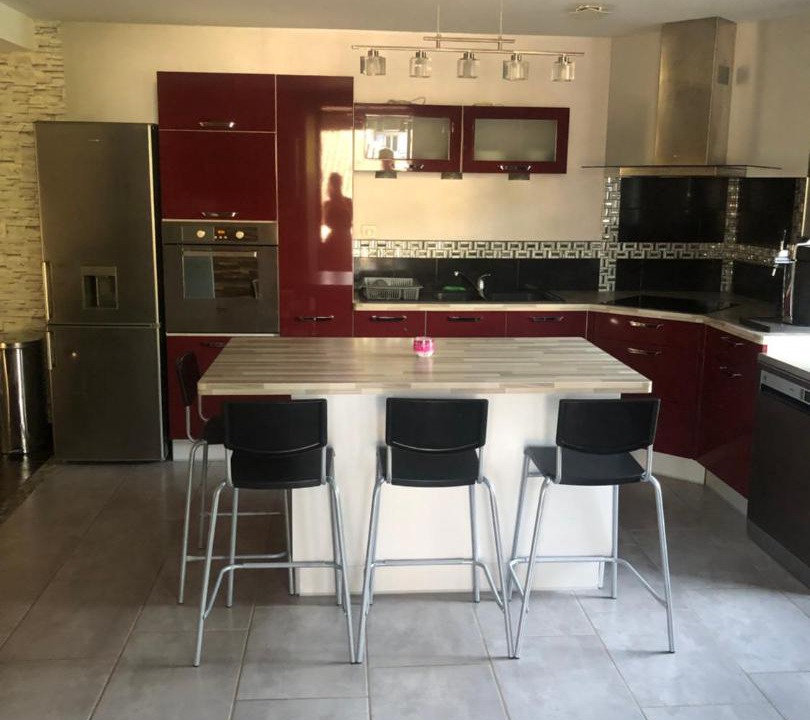 Photo of Others in Eloyes