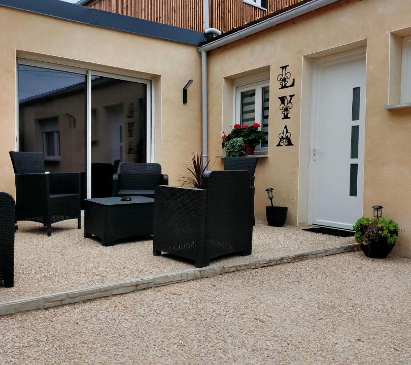 Photo of Others in Lallaing