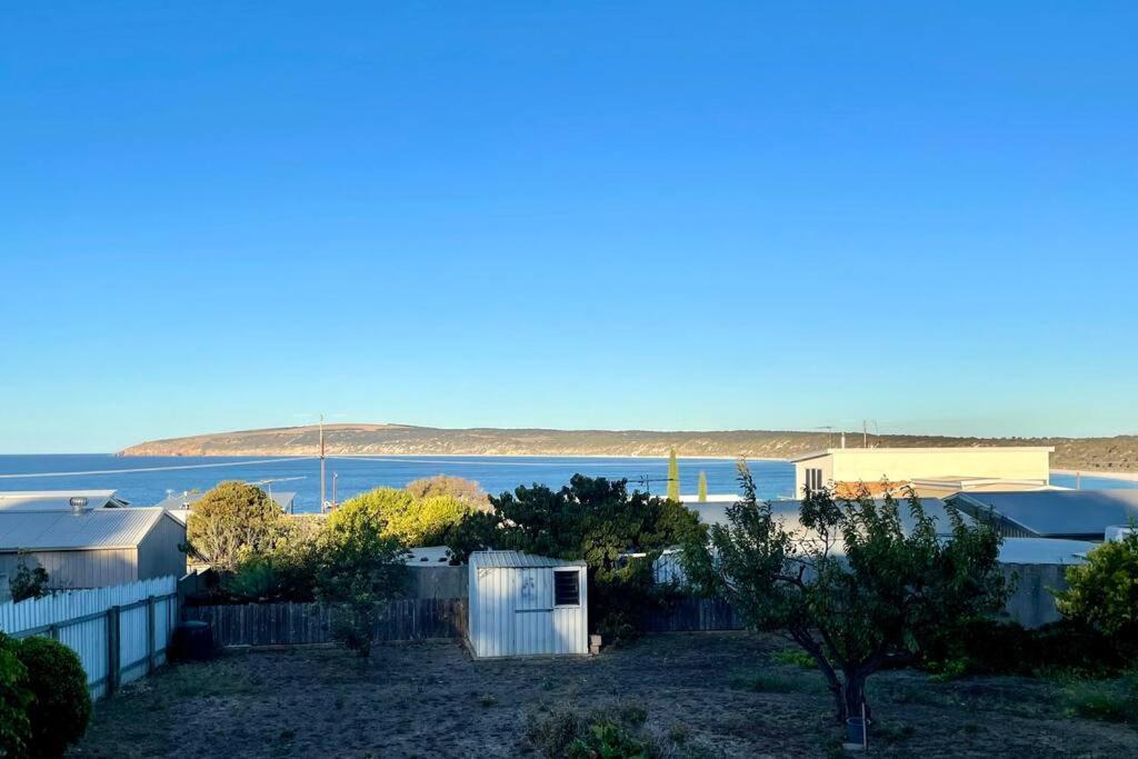 Photo of Others in Emu Bay