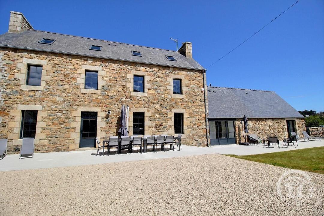 Photo of Others in Plougrescant