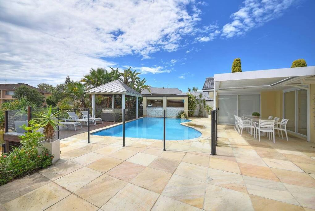 Photo of Others in Mermaid Waters