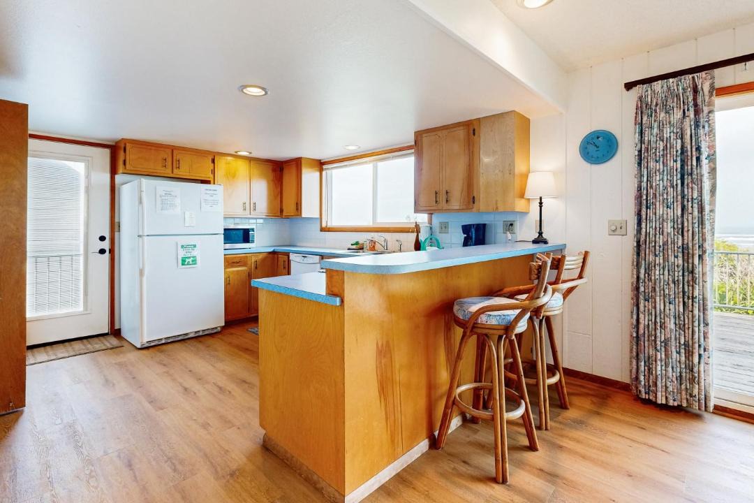 Photo of Kitchen in Edgewater Shores