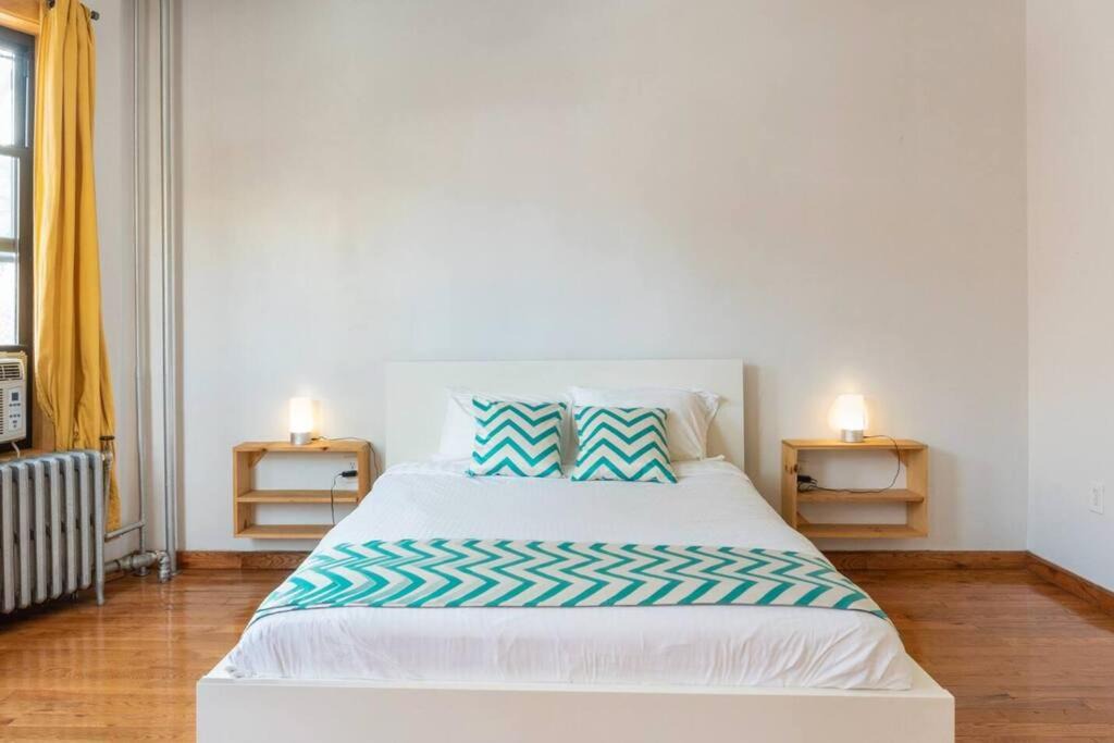 Photo of Others in West Bronx