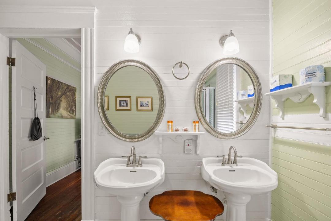 Photo of Others in Historic Downtown Apalachicola