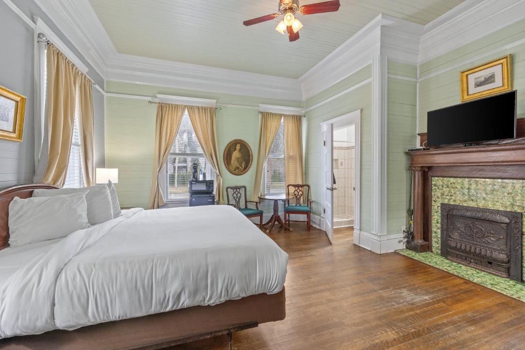 Photo of Others in Historic Downtown Apalachicola