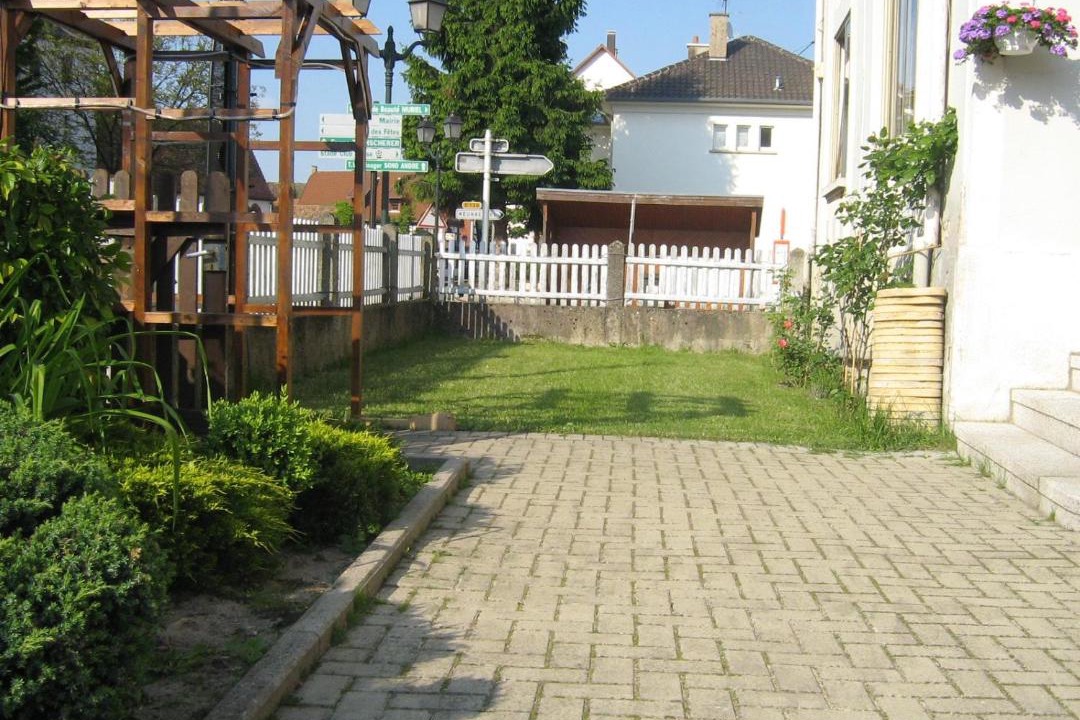 Photo of Others in Roppenheim