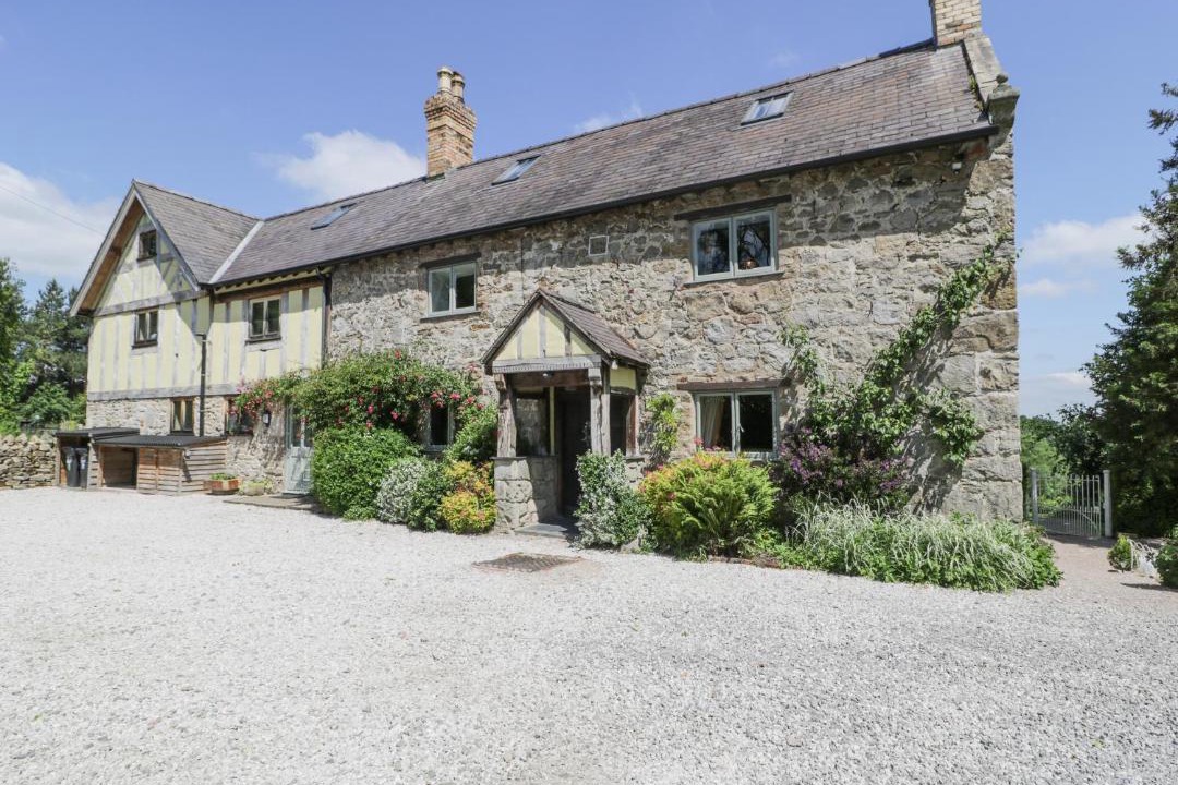 Photo of Others in Bronygarth