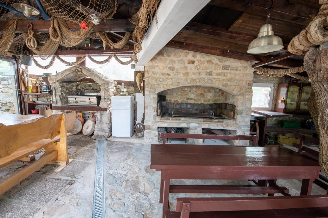 Photo of Others in Miholascica