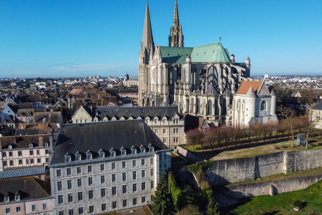 Photo of Buildings in Chartres