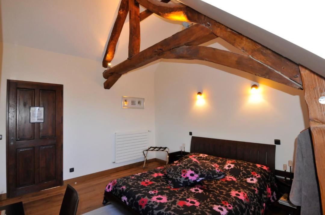 Photo of Others in Traize